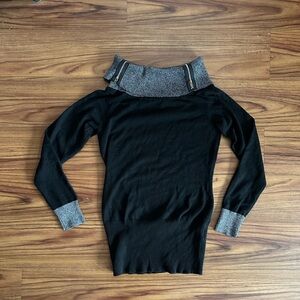 VENUS Black and Silver off shoulder Sweater Zipper